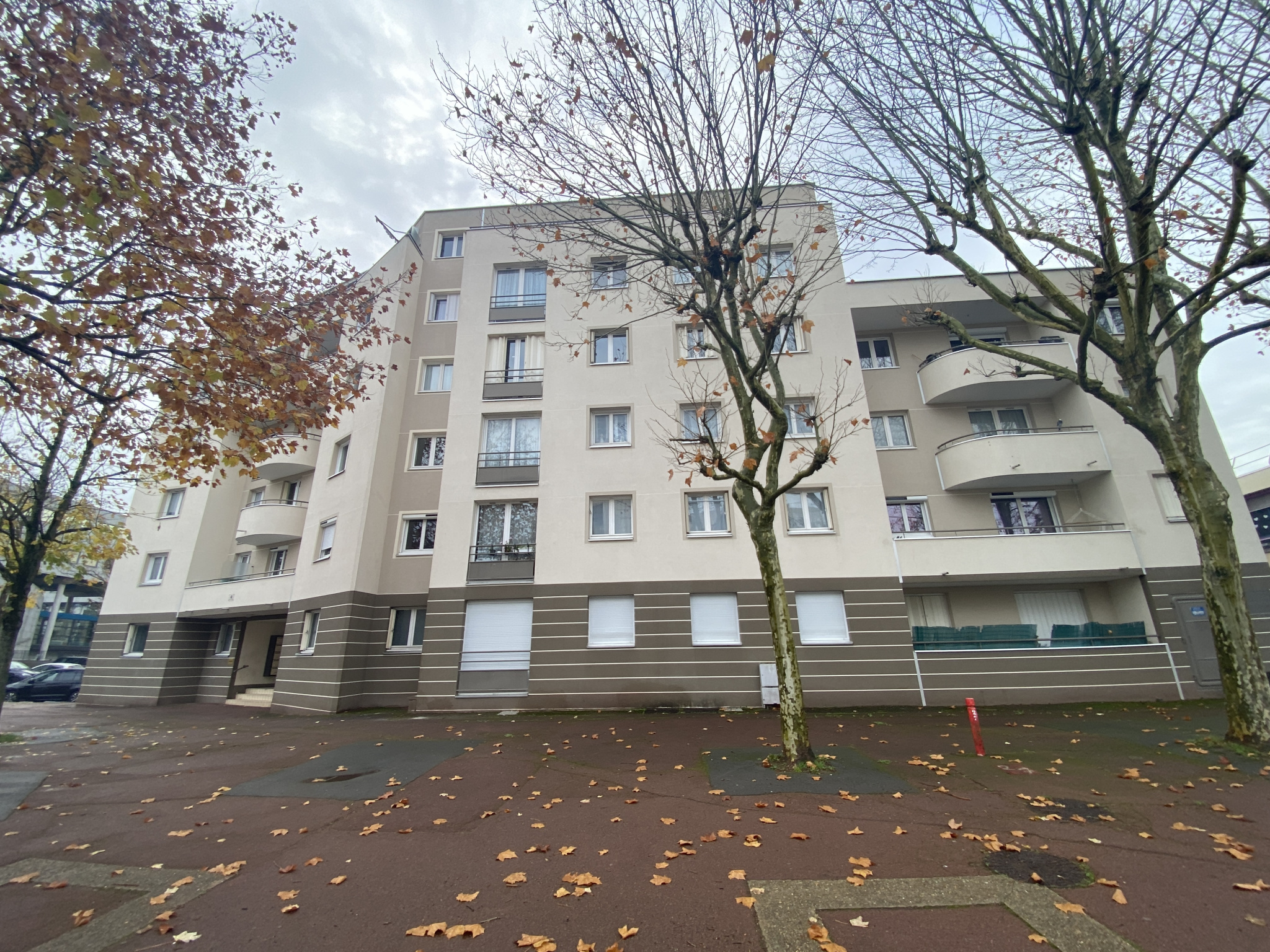 IDEALEMENT SITUÉ
